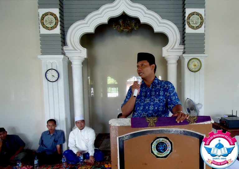 Sarana-Ibadah-SMK-Darul-Amal-1